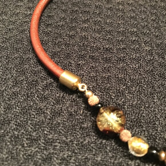 Beaded Choker Necklace - Picture 7 of 10